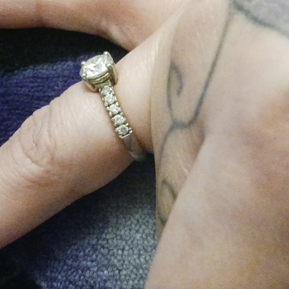 Vintage Cz Diamond Engagement ring-size 6 - Picture 7 of 8